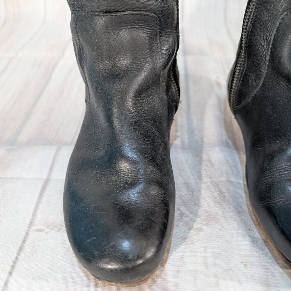 John Fluevog Black Leather Sneakers - Picture 3 of 9